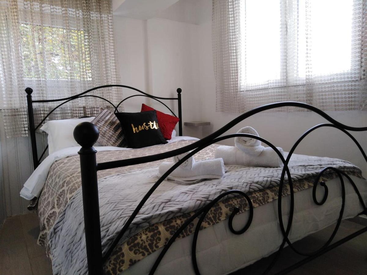 Katsikantaris Homes Paphos Extérieur photo