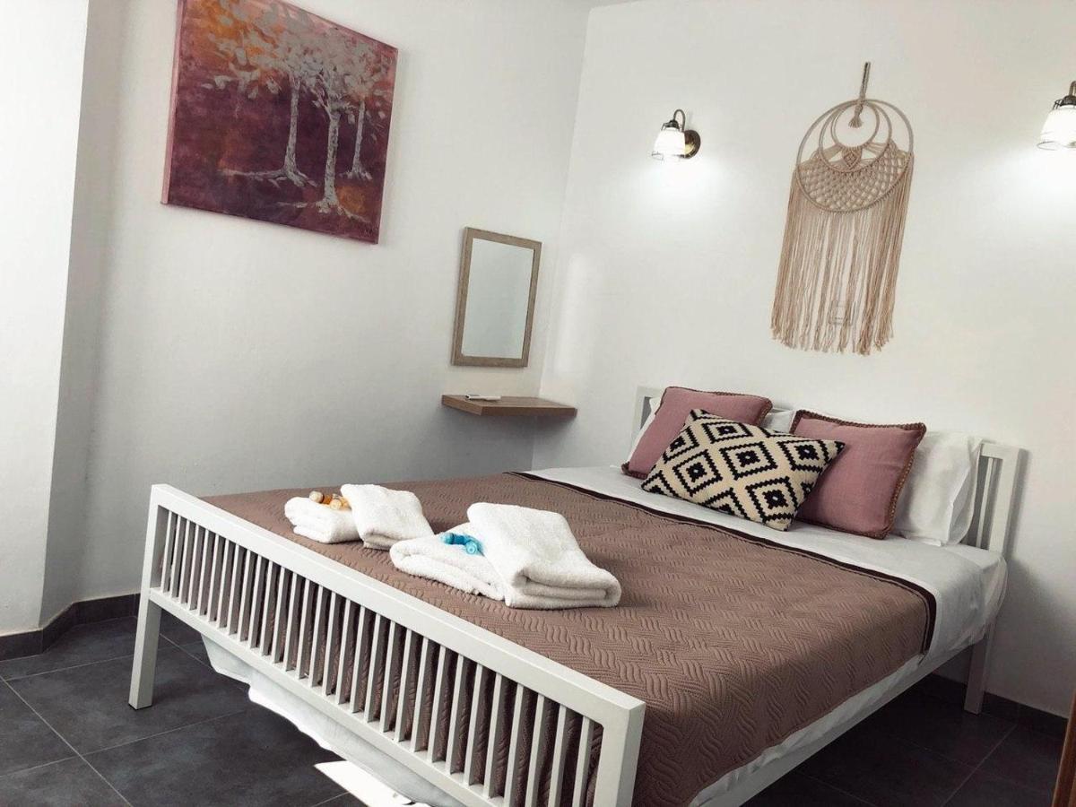 Katsikantaris Homes Paphos Extérieur photo